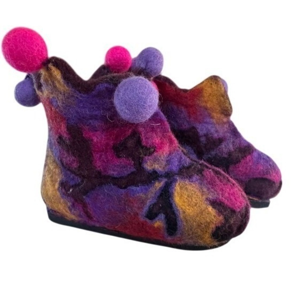 Euro Kids Felted Wool‎ Slippers Boots Colorful Pom Poms Size euro 22 or 6